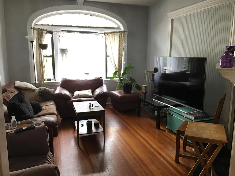 10 Mount Hood Rd #1 — Photo 6