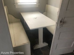 2865 Maple St, Omaha, NE 68111