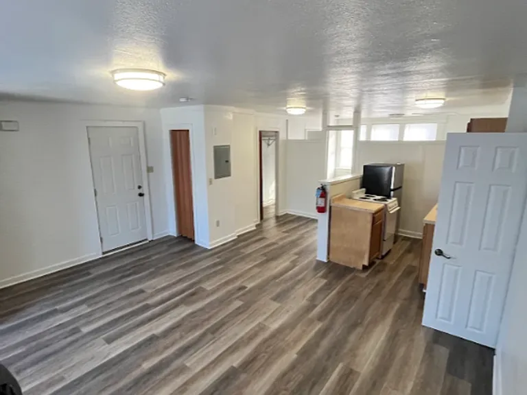 3309 University Ave — Photo 16