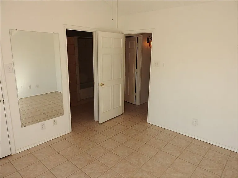 248 Jefferson Pkwy — Photo 13