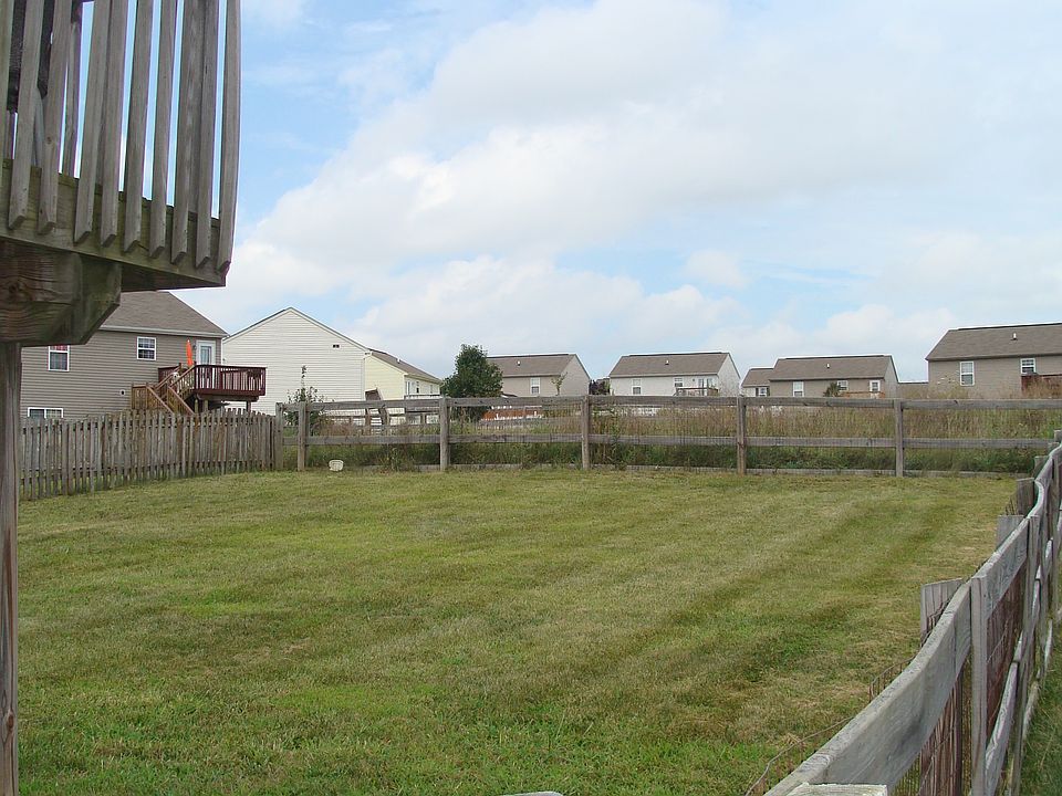 2nd image of 656 Ackerly Dr