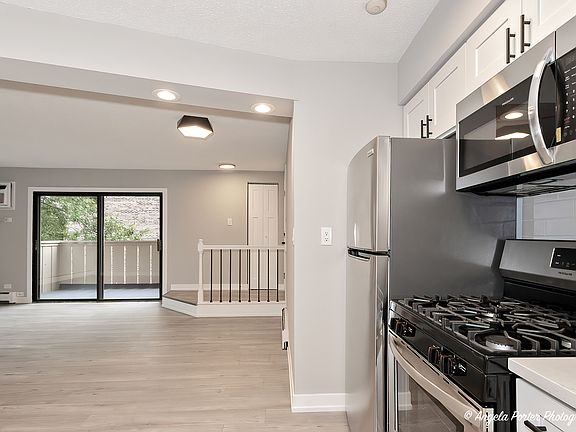 5th image of 16 Echo Ct APT 12