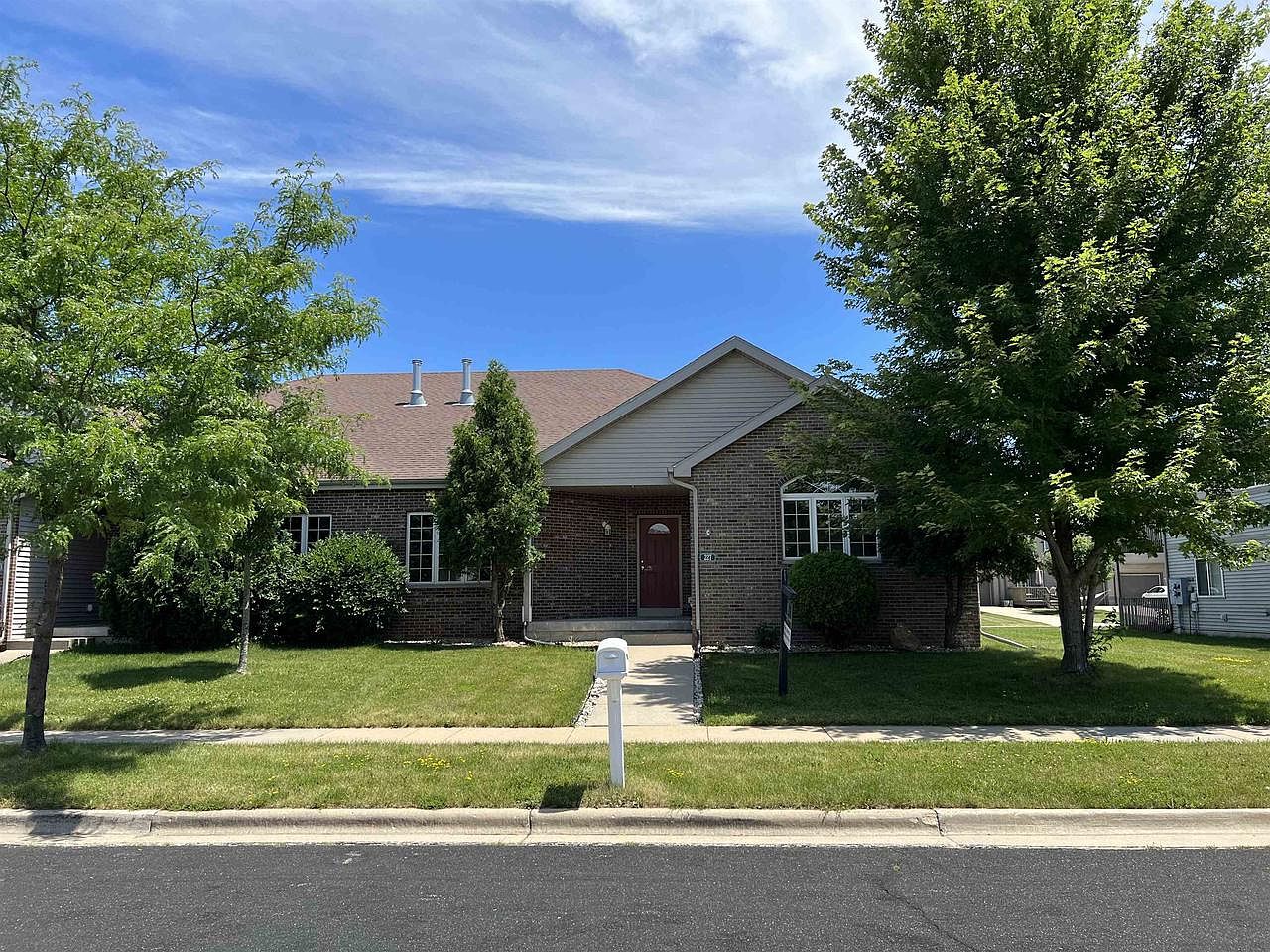 227 Tall Grass Tr, Sun Prairie, WI 53590 Zillow