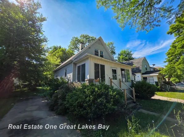 1411 N Clinton St, Saginaw, MI 48602