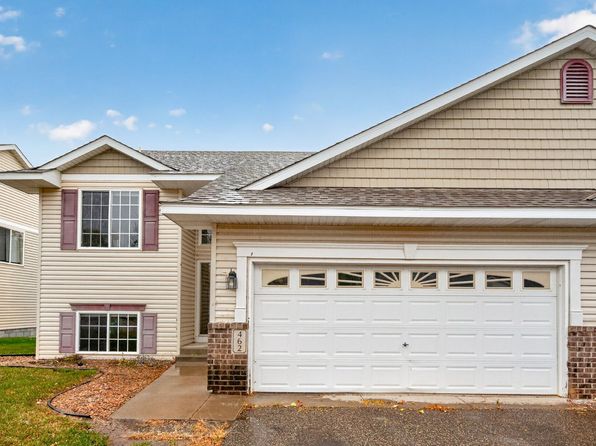 462 Meadow Ln