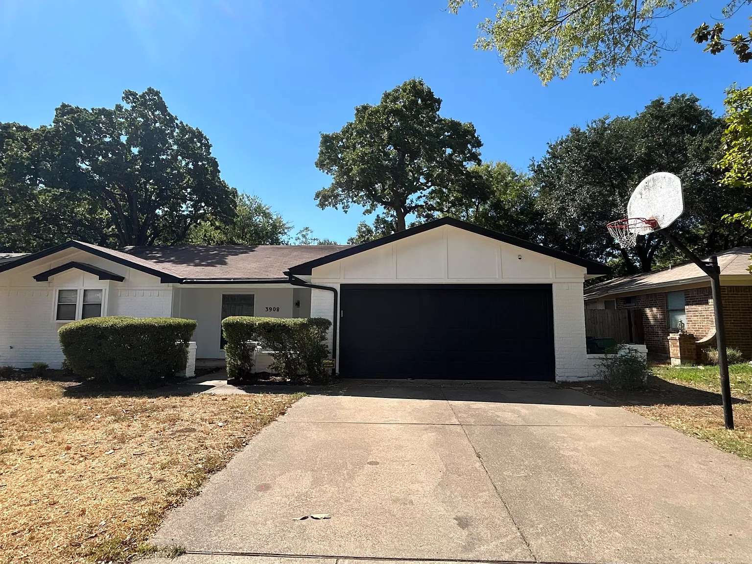 3 bed, 1702 sqft, $2,295 — Photo 1