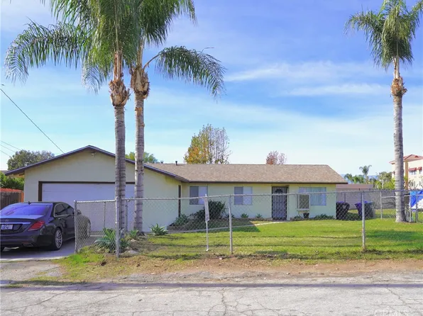 2142 Pepper Dr, Highland, CA 92346