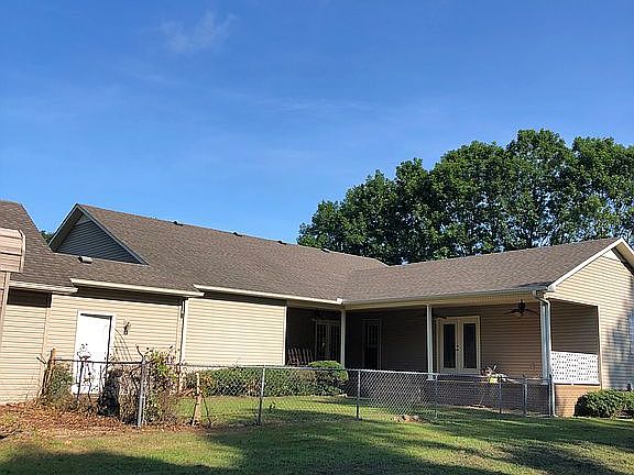 Fenced Back Porch Area 