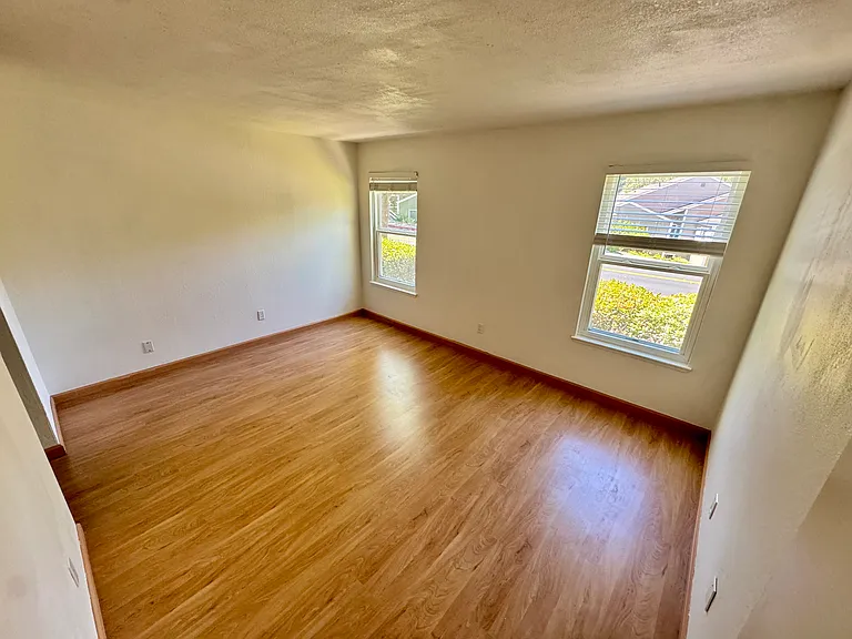465 Camelback Rd — Photo 14