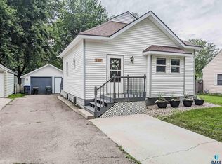 117 S Donaldson St, Luverne, MN 56156