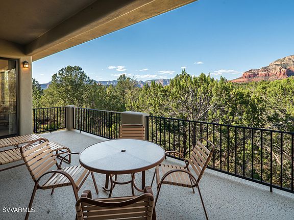 5th image of 35 Jasper Court