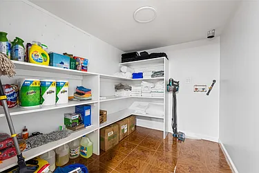 Rented by Aron Fried, LREB