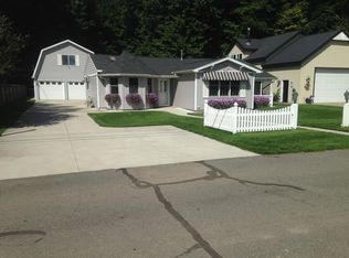 1988 Archwood Dr, Wayland, MI