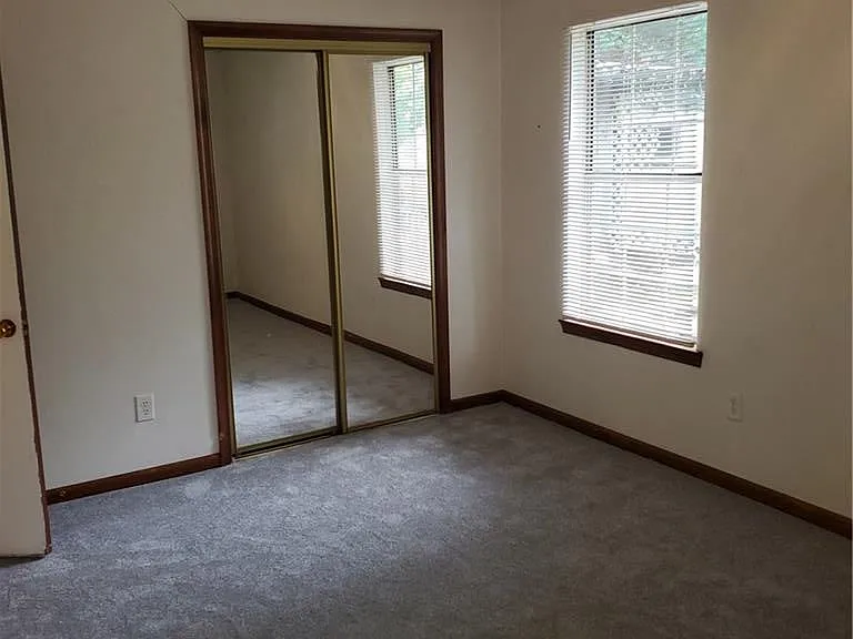 953 Dallas Ct — Photo 27