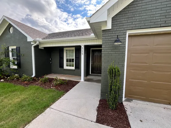 115 Sleepy Hollow Ln, Madison, AL 35758
