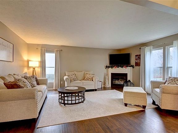 5th image of 1144 Molland Dr