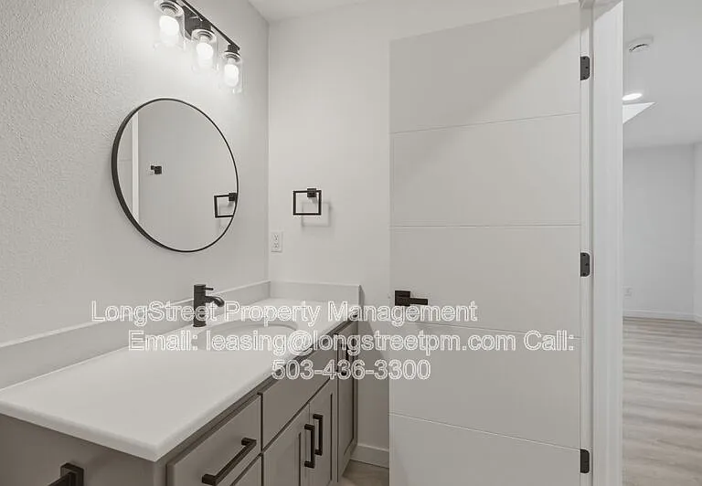 824 S 19th St — Photo 24