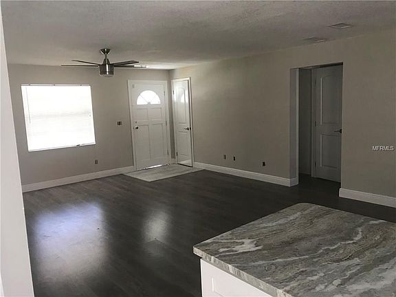 5th image of 2224 N Seminole St