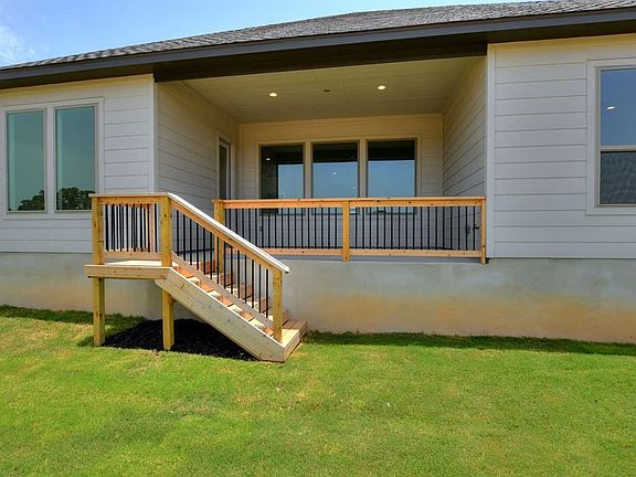 Meyer Ranch Comal, Elevation B