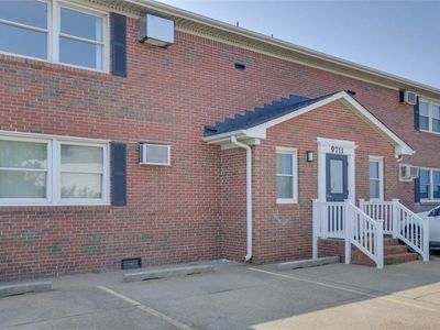 9711 8th View St APT 11, Norfolk, VA, 23503