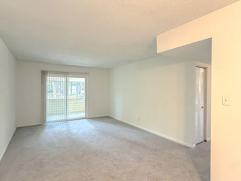Brynn Marr Village — Photo 4