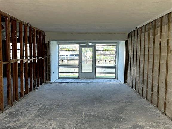 2nd image of 1550 Gulf Shore BLVD N #5E