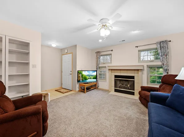 2699 Brittany Oaks Blvd, Hilliard, OH 43026