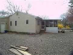 back yard w/screened in patio