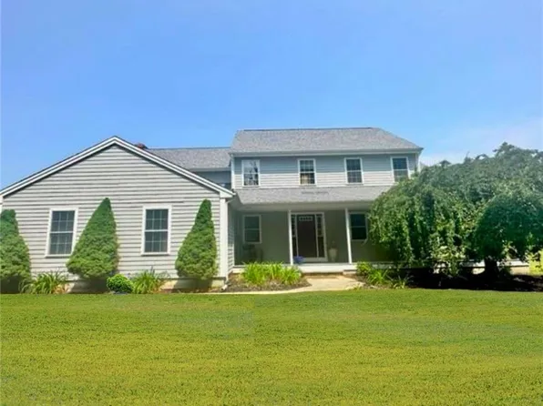 274 Fenner Hill Rd, Hope Valley, RI 02832