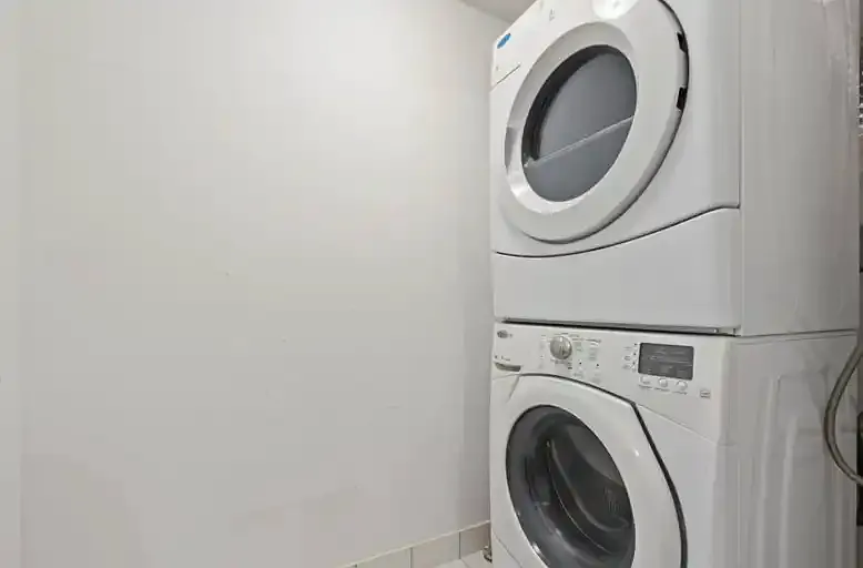 1 bed, 1.0 bath, 550 sqft, $2,500 — Photo 3