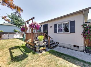 574 NW Wade St, Estacada, OR 97023