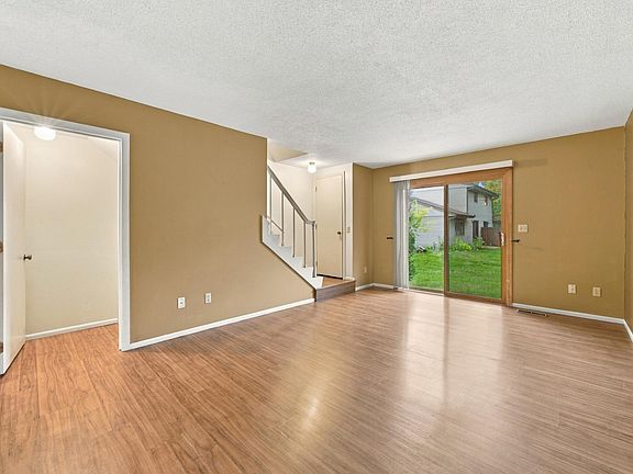 4th image of 3218 2nd St N