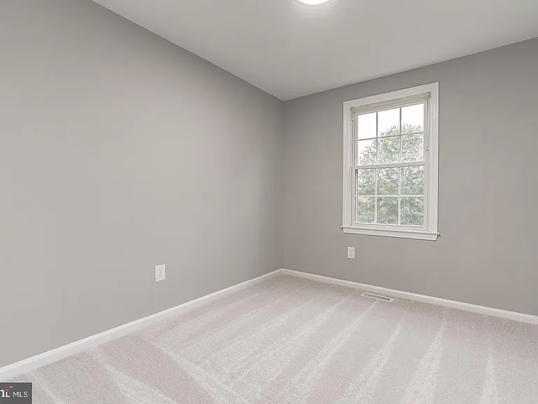 14365 Watery Mountain Ct — Photo 16