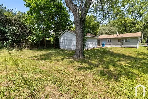 10333 Earl Dr — Photo 22