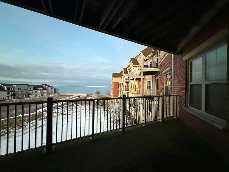 4110 S Lake Dr #336 — Photo 5