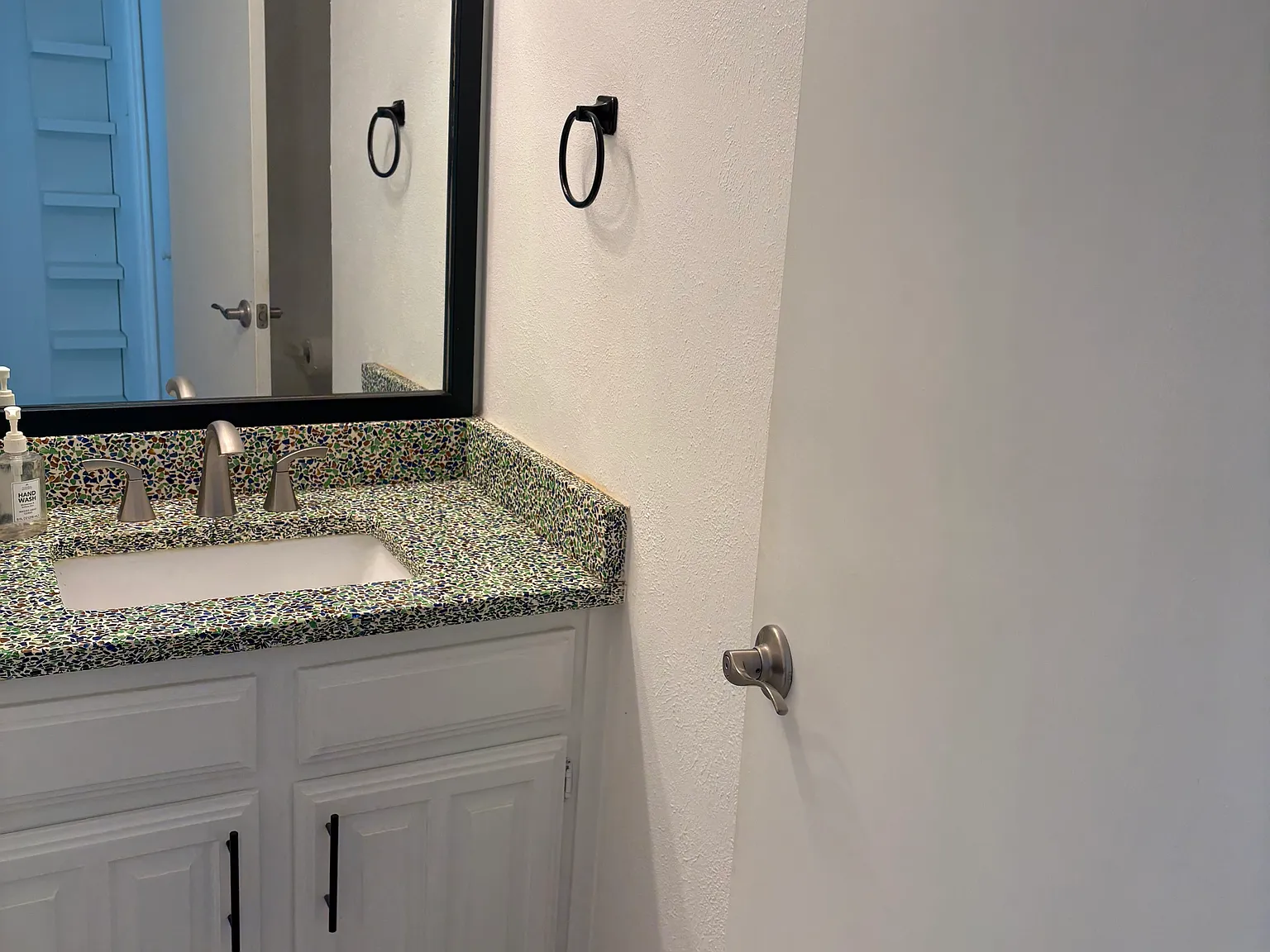 893 Dublin Dr — Photo 3