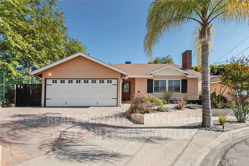 3 bed, 1745 sqft, $5,000 — Photo 2