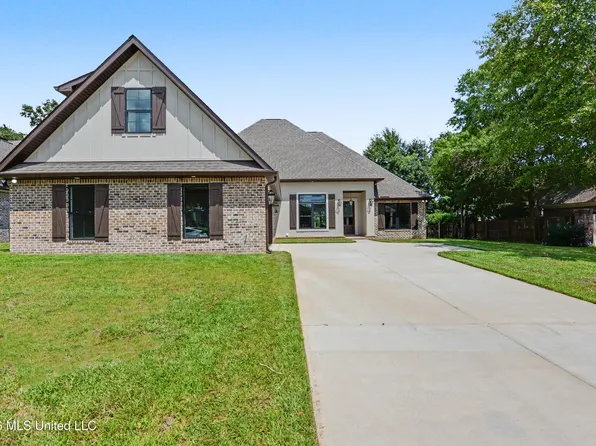 138 Destiny Oaks Dr, Long Beach, MS 39560
