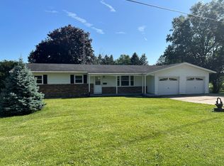337 Hillside Dr, Franklin Grove, IL 61031