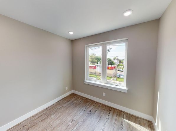 1617 Rhode Island Ave NE #301