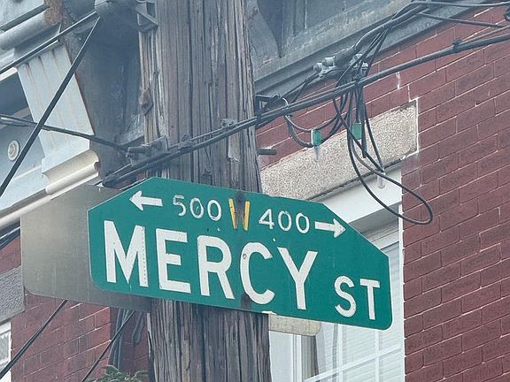 5th image of 2022 S 5th St
