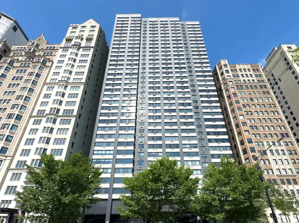 1440 N Lake Shore Dr APT 28E, Chicago, IL 60610