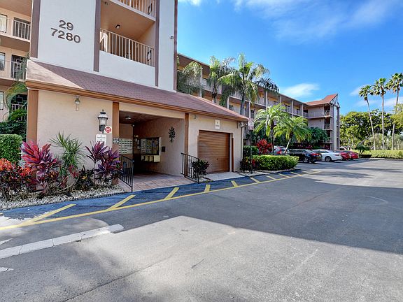3rd image of 7280 Amberly Ln APT 406