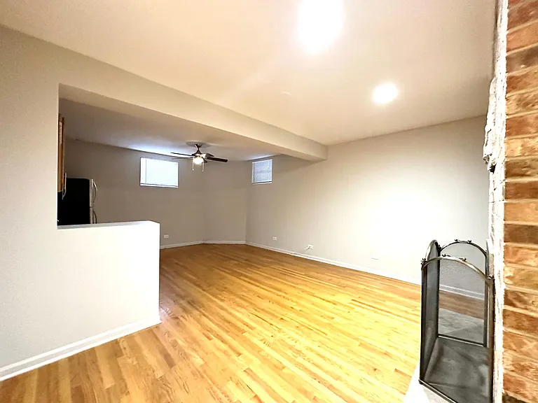 617 W Drummond Pl #GBE — Photo 10