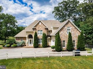 1445 Coles Mill Rd, Williamstown, NJ 08094