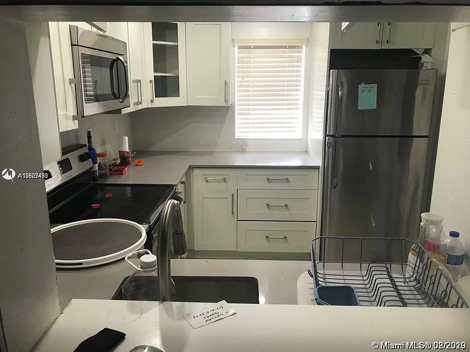 1st image of 300 NW 107th Ave APT 103
