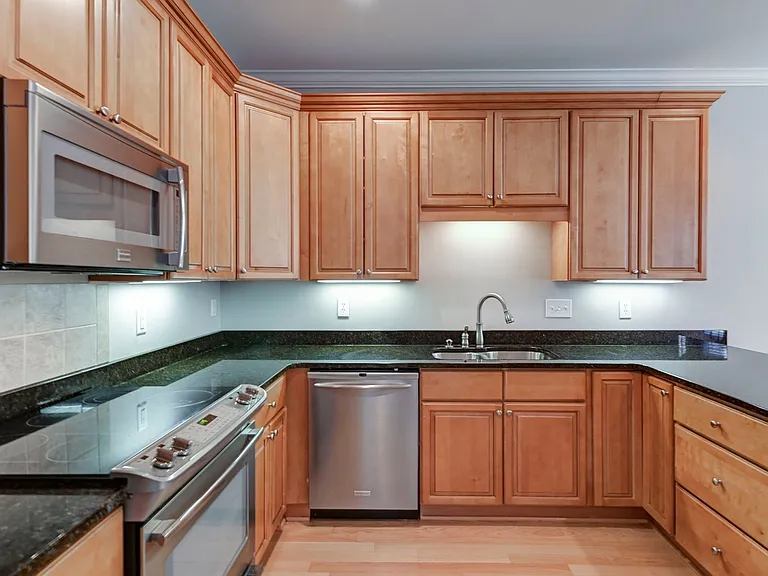 33 Heatherlaurel Ct — Photo 11