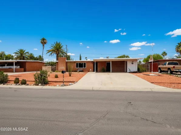 6918 E Calle Centuri, Tucson, AZ 85710