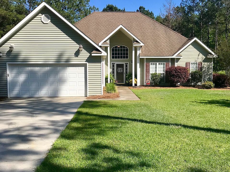 1st image of 854 Evergreen Cir