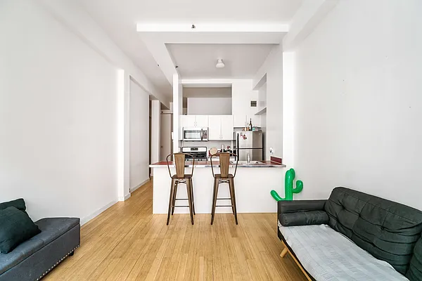 Rented by Compass | media 10